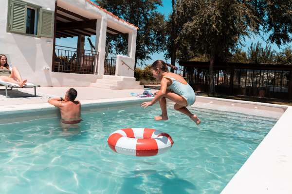 The-Resort-Custom-Pools-Houston-2